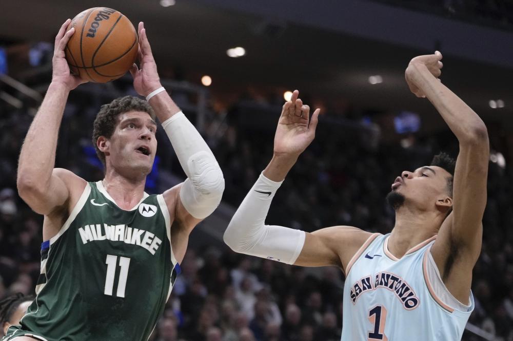 替补席的潜 替补席的潜